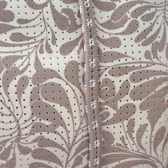 Pop Ups Palm Dreams Tote - Picture 6 of 6